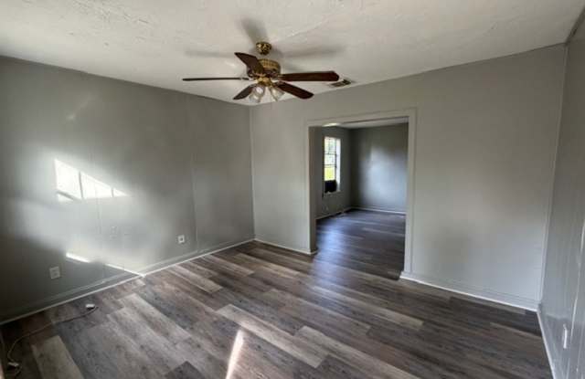 Charming 3-Bedroom Home on a Corner Lot in Central Bossier City