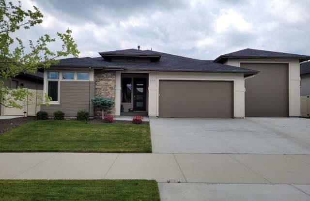 455 E. Crest Ridge Dr.
