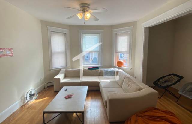 HOT BRIGHTON LISTING!!!!