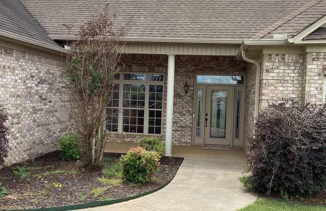 100 Patrick Acres Drive