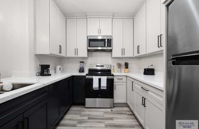 Photo of 3569 HIDALGO CIR