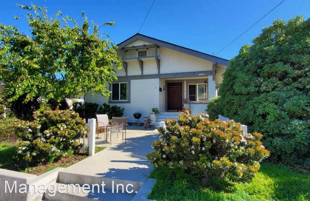 1254 E. Santa Clara St