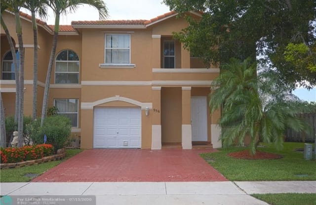 956 NW 135th Ter - 956 Northwest 135th Terrace, Pembroke Pines, FL 33028