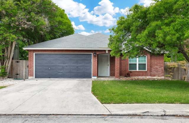 Photo of ***MOVE-IN SPECIAL: ONE WEEK FREE***Stylishly Updated 3-Bedroom Home with Modern Amenities and Easy Highway Access