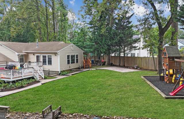 Photo of 2918 GLENVALE Drive