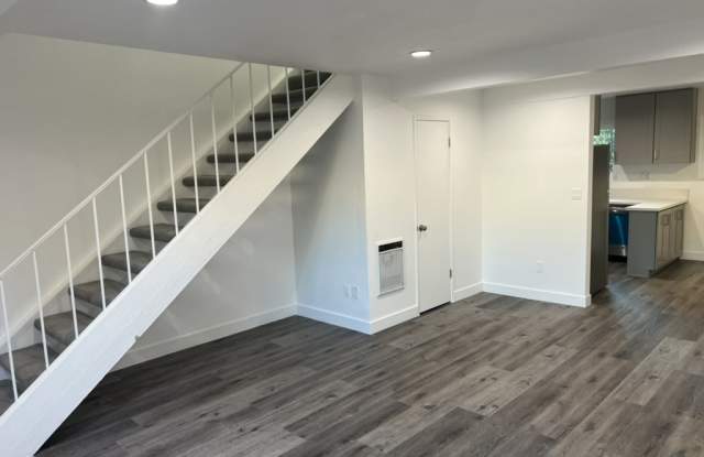 805 Industrial Avenue