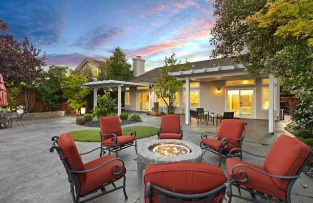 1973 Hunter Drive