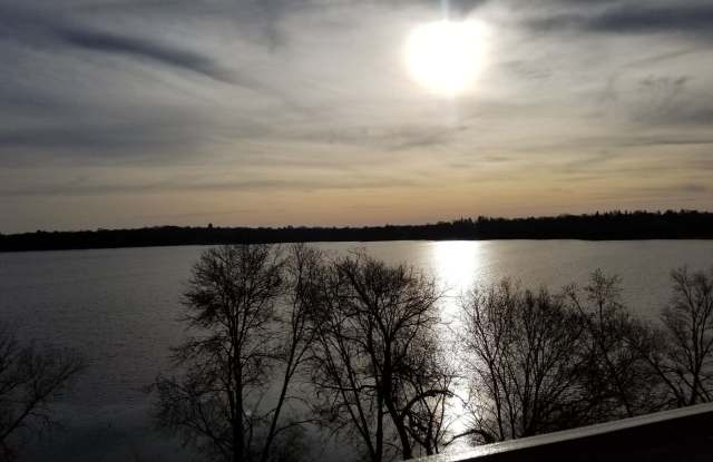 Beautiful Apartment with Gas fireplace on Lake Harriet - 4430 West Lake Harriet Parkway, Minneapolis, MN 55410