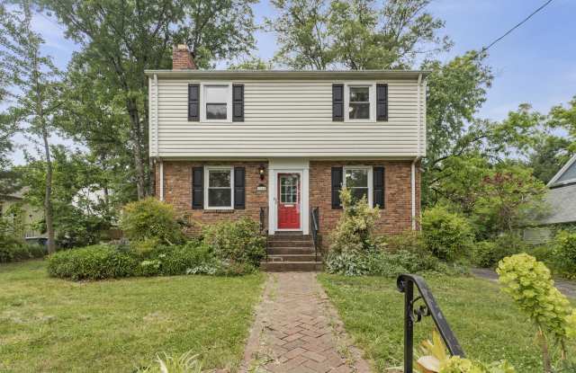 Photo of 7210 Dartmouth Avenue