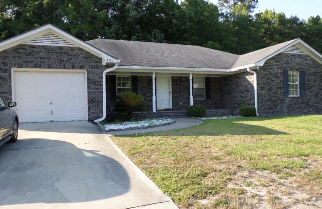 420 Melaney Dr - 420 Meloney Dr, Hinesville, GA 31313