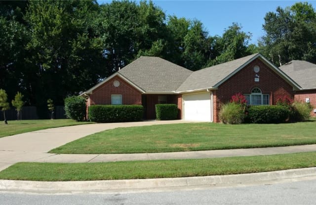 2532  W Cornerstone  PL - 2532 West Cornerstone Place, Fayetteville, AR 72703