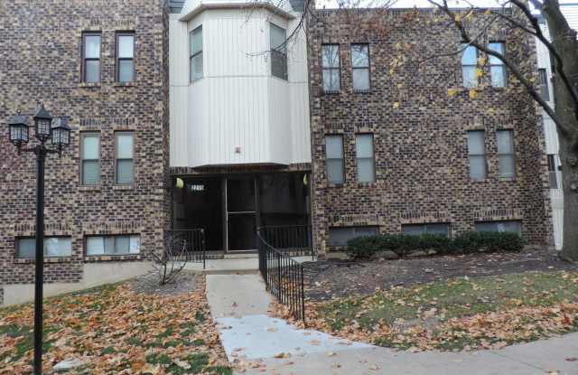 Photo of 2275 Country Club Drive unit: 25