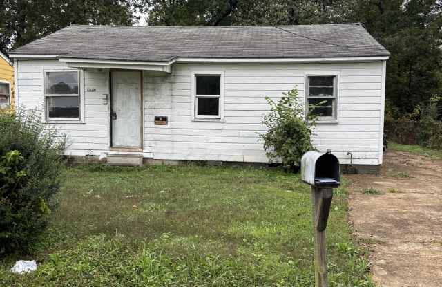 Photo of 1112 North 5th Avenue