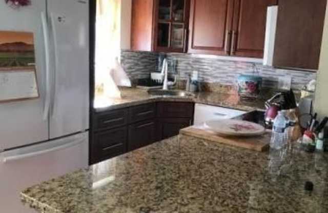 Photo of 3300 Springdale Boulevard