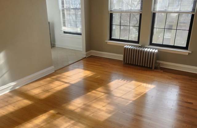 Photo of 317 South Oak Park Avenue