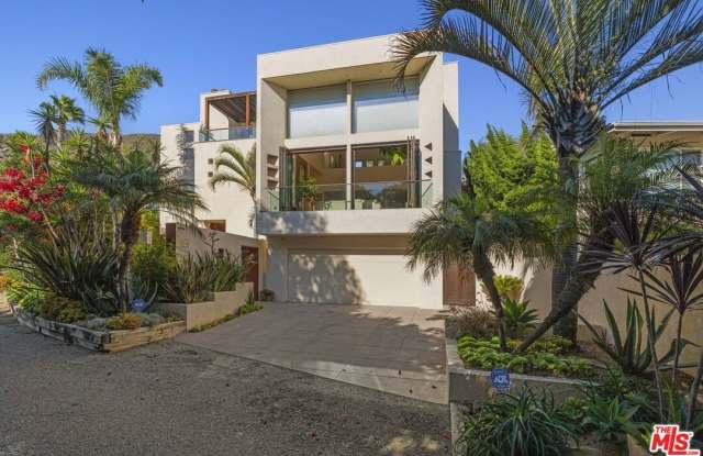 Photo of 31851 Seafield Dr