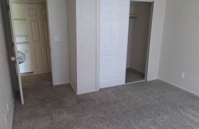 444 S Kittredge St #103