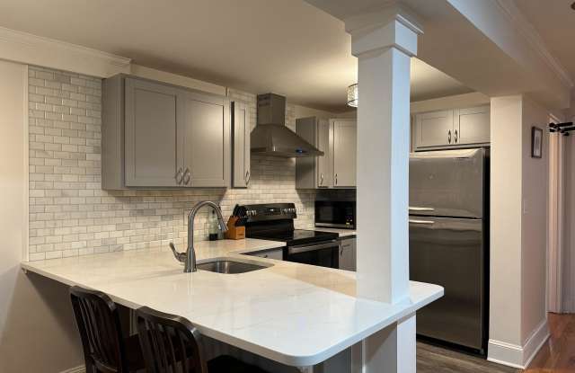 Photo of 519 Columbus Avenue - 1Unit 1