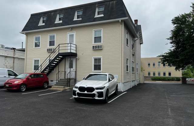 Photo of 15 W MONTGOMERY Avenue