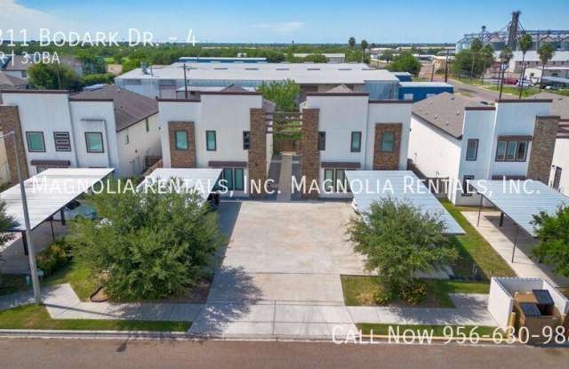 1311 Bodark Dr