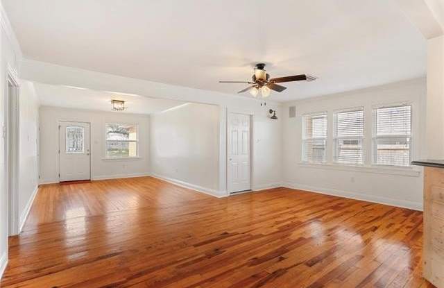 929 BONNABEL BLVD Boulevard