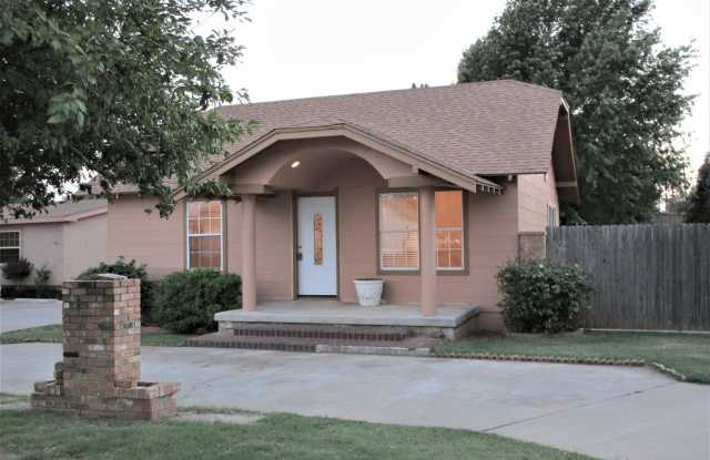 Charming 2 bedroom 1 bath