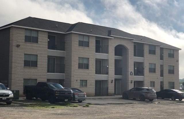 112 LONE OAK DR unit: A101