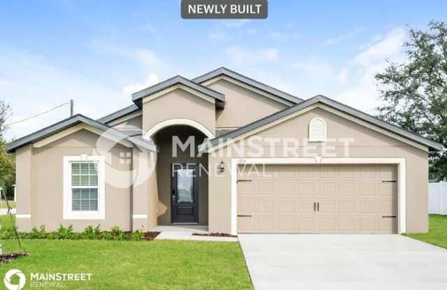 1915 Manatee Lane