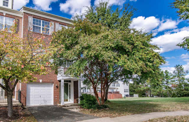 Photo of 9700 KENNOWAY Court