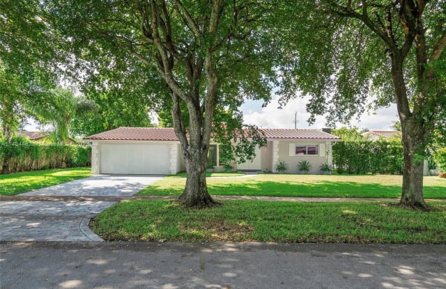 4618 Van Buren St - 4618 Van Buren Street, Hollywood, FL 33021