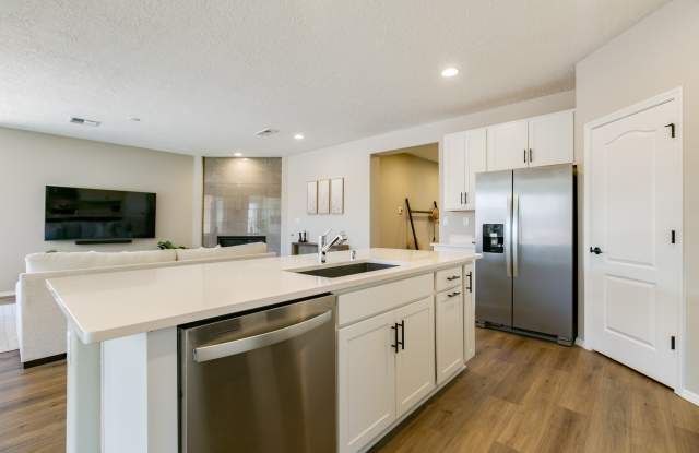 6057 Nauman Drive Dr SE