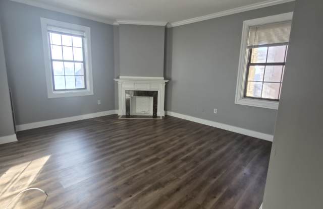 Photo of 1 East Chase Street