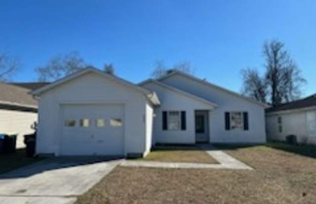 Welcome Home to 3002 E Windgate Ct