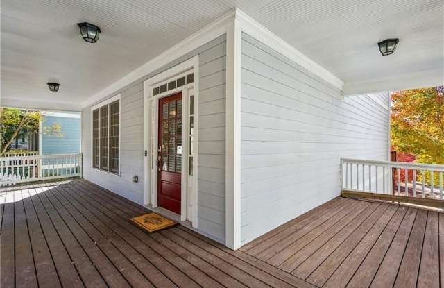 1856 Perry Boulevard NW