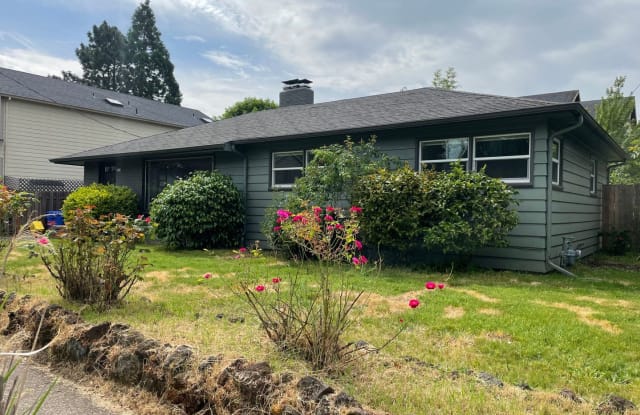 6710 SE Reedway St. - 6710 Southeast Reedway Street, Portland, OR 97206