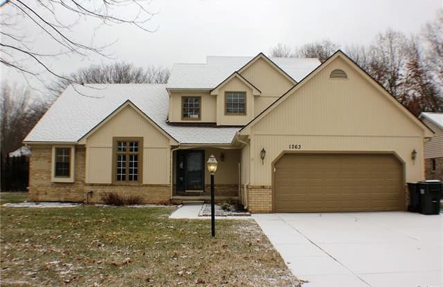 1263 BEMBRIDGE Drive - 1263 Bembridge Drive, Rochester Hills, MI 48307