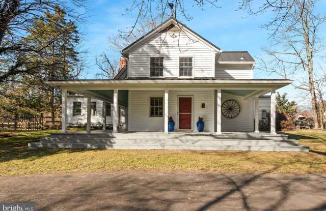 326 WALKER Road