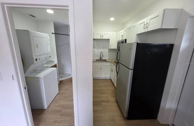 1614 N WASHINGTON AVENUE