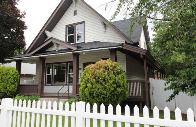 1306 E Montgomery Ave