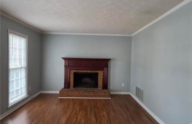 876 Indian Lake Drive