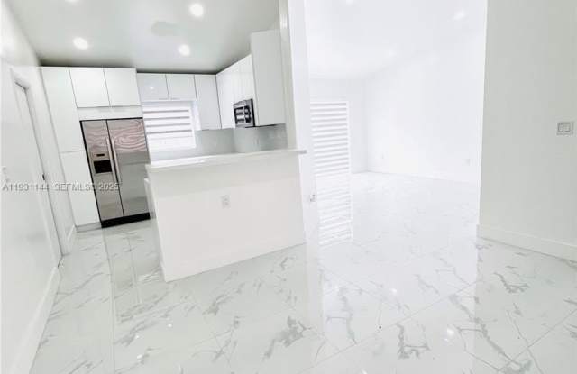 Photo of 164 NW 85th Ct