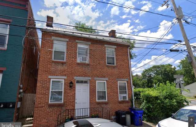 Photo of 480 W SOUTH ST #1