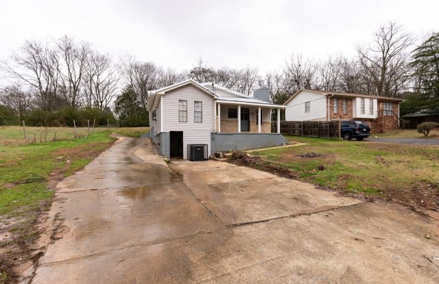 612 Rose Hill Rd - 612 Rose Hill Road, Forestdale, AL 35214