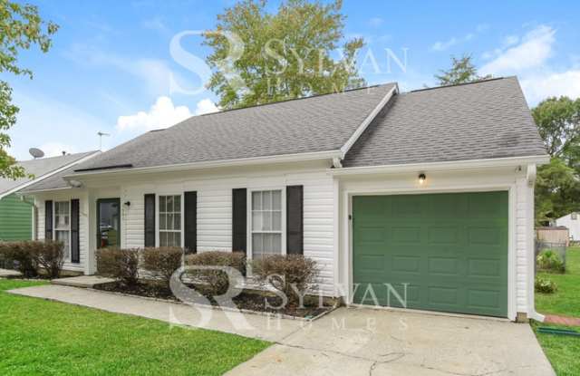 Photo of 1531 Crestdale Road