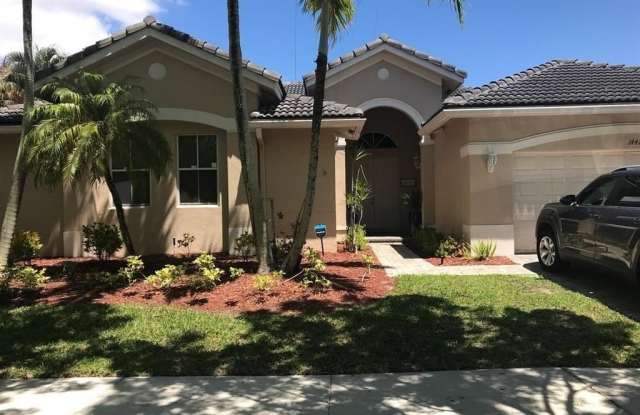 Photo of 1441 Cardinal Way