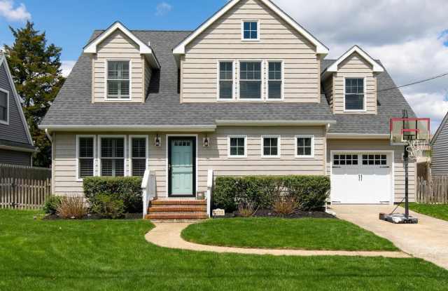 Photo of 814 Pitney Drive