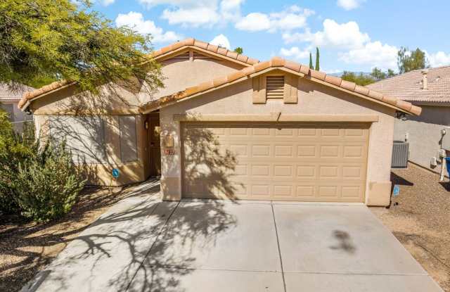 9127 E 33rd Place - 9127 East 33rd Place, Tucson, AZ 85710