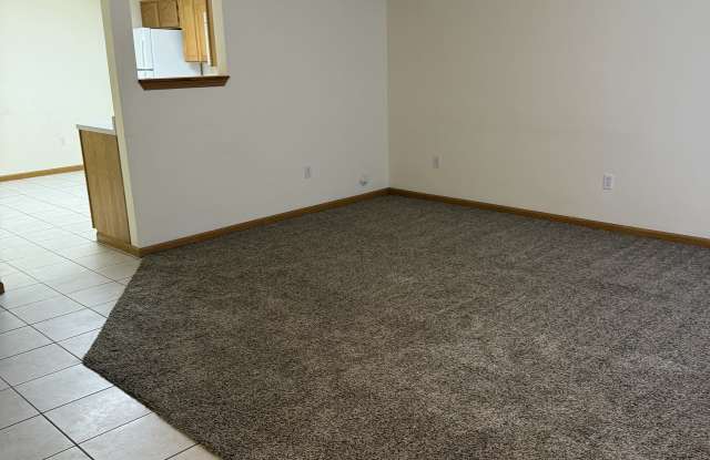 408 Ming Street - B