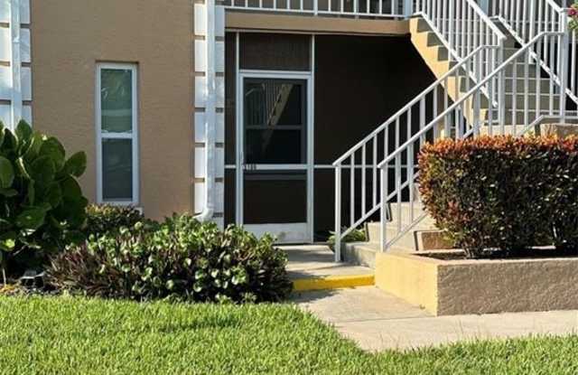 1950 W Crown Pointe Blvd unit: B106