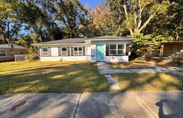 Photo of 2603 Beaverbrook Place